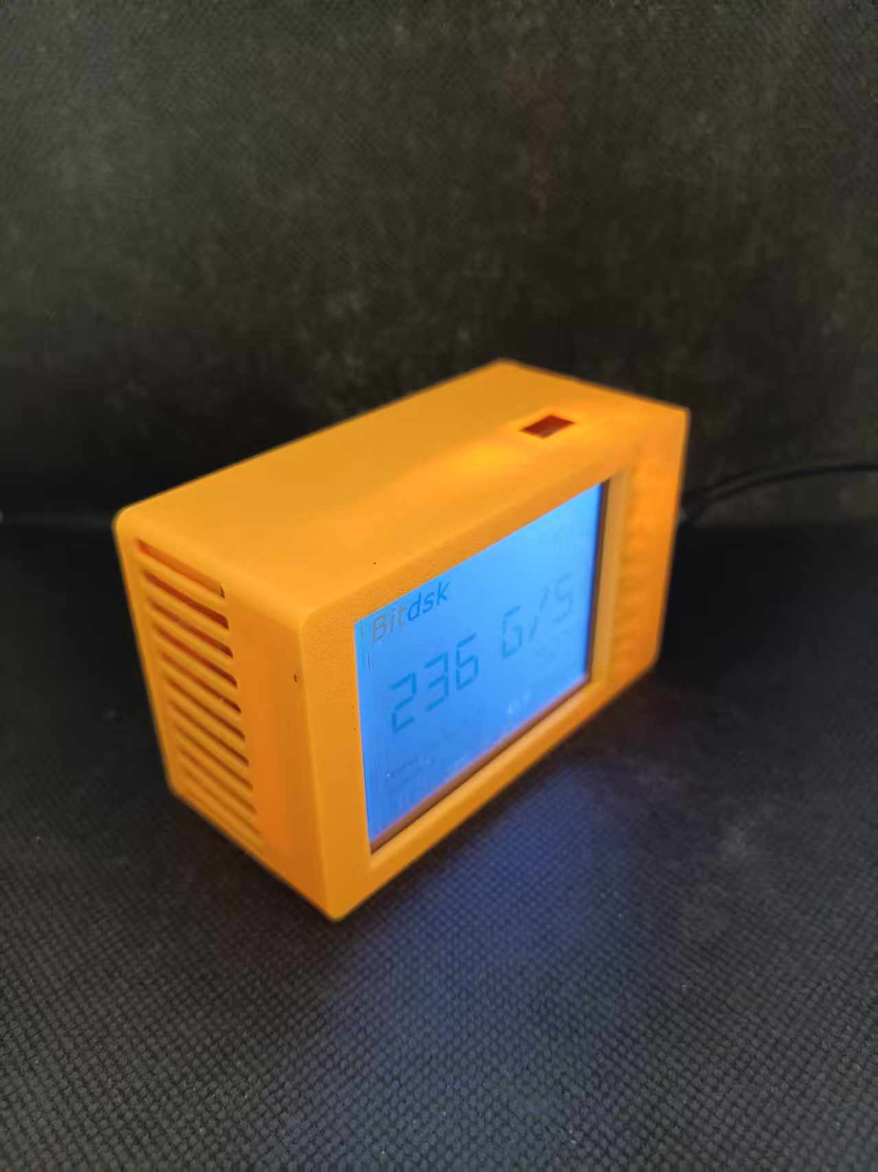 Bitdsk U1 Touch 200GH/s | 2.8" Smart Standalone Bitcoin Miner - Image 7